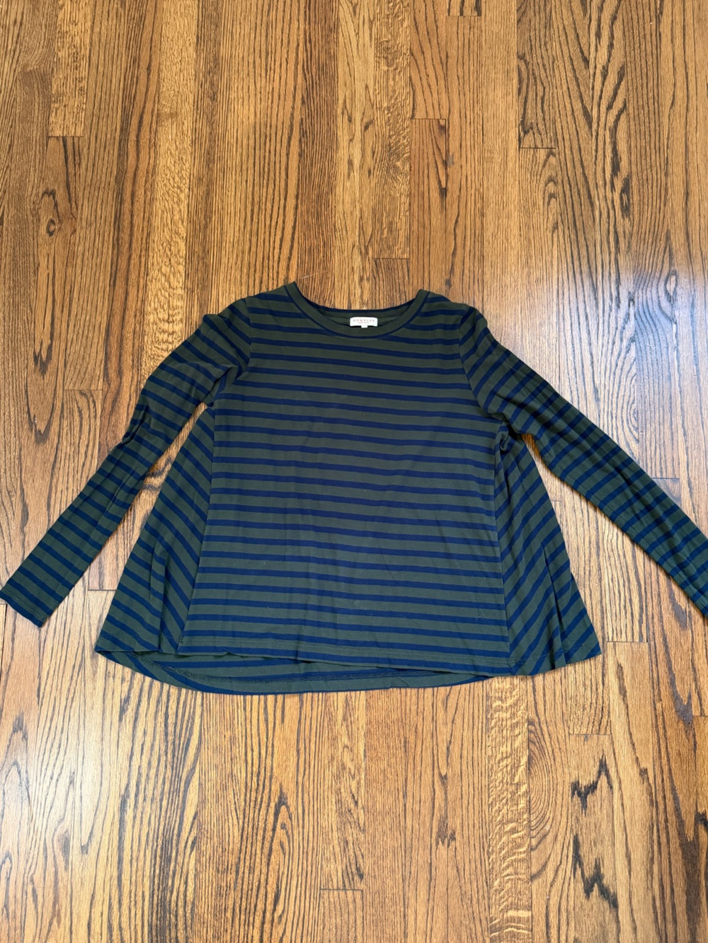 DEMYLEE Trapeze Tee